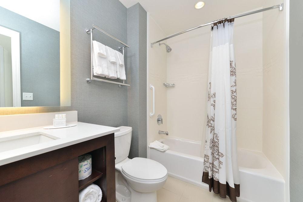 Hampton Inn & Suites Des Moines Downtown Bagian luar foto