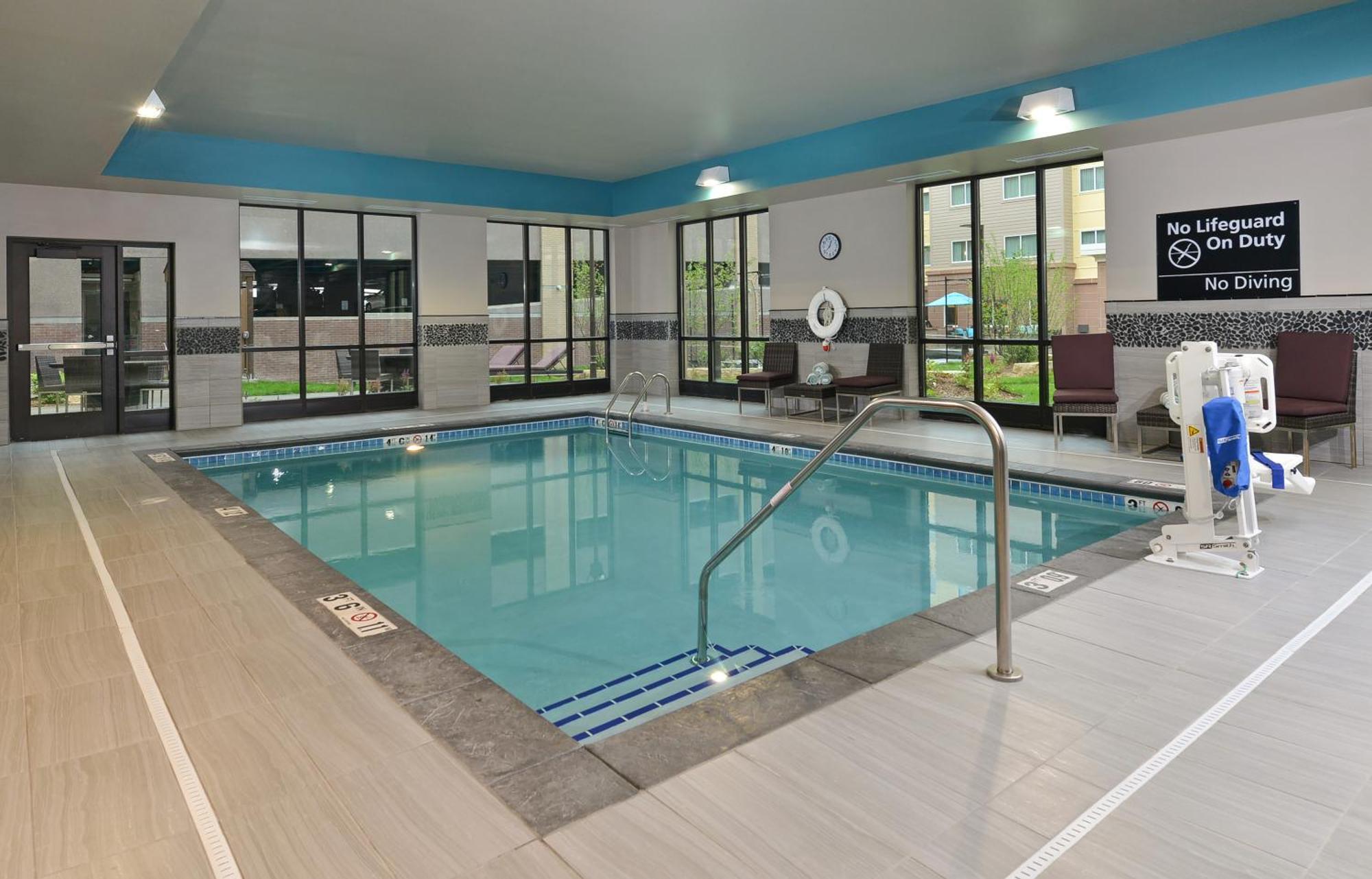 Hampton Inn & Suites Des Moines Downtown Bagian luar foto