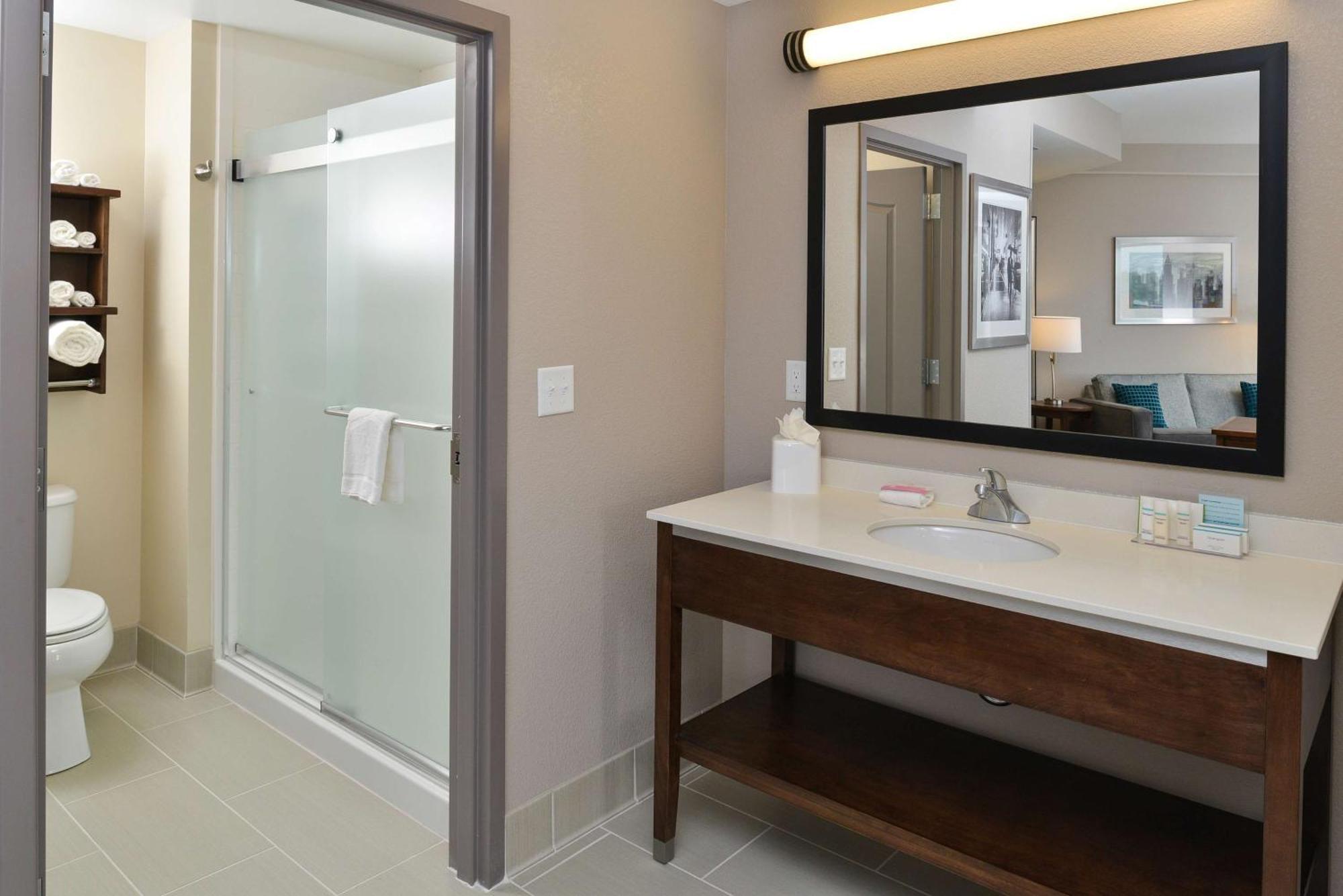 Hampton Inn & Suites Des Moines Downtown Bagian luar foto