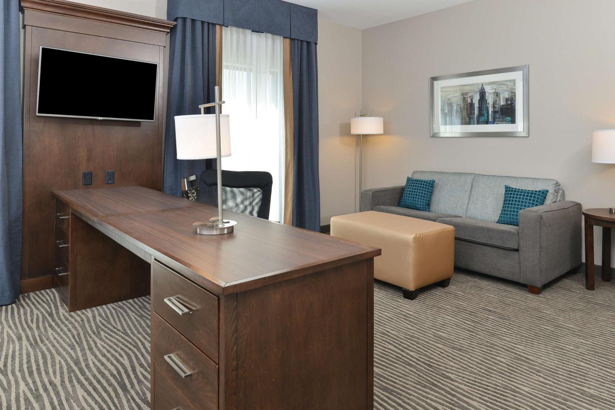 Hampton Inn & Suites Des Moines Downtown Bagian luar foto
