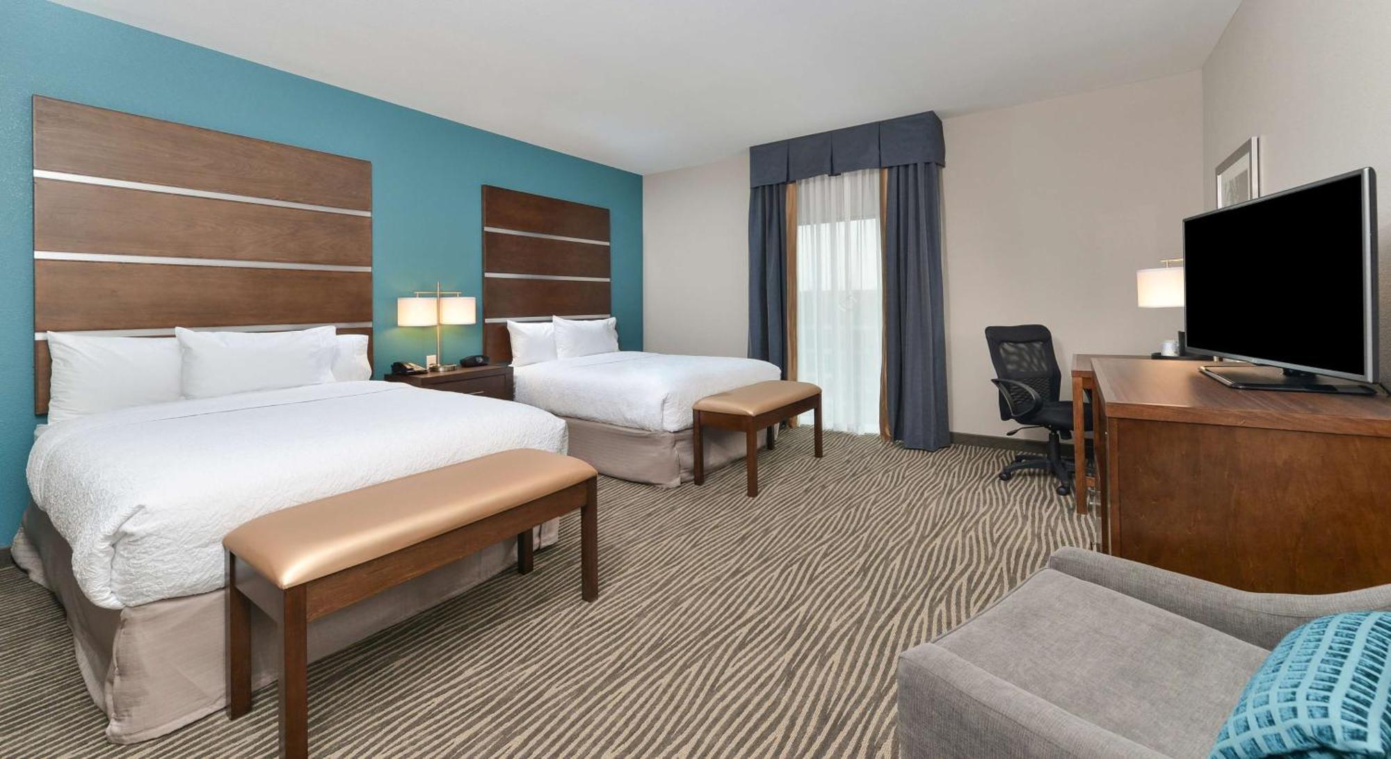 Hampton Inn & Suites Des Moines Downtown Bagian luar foto