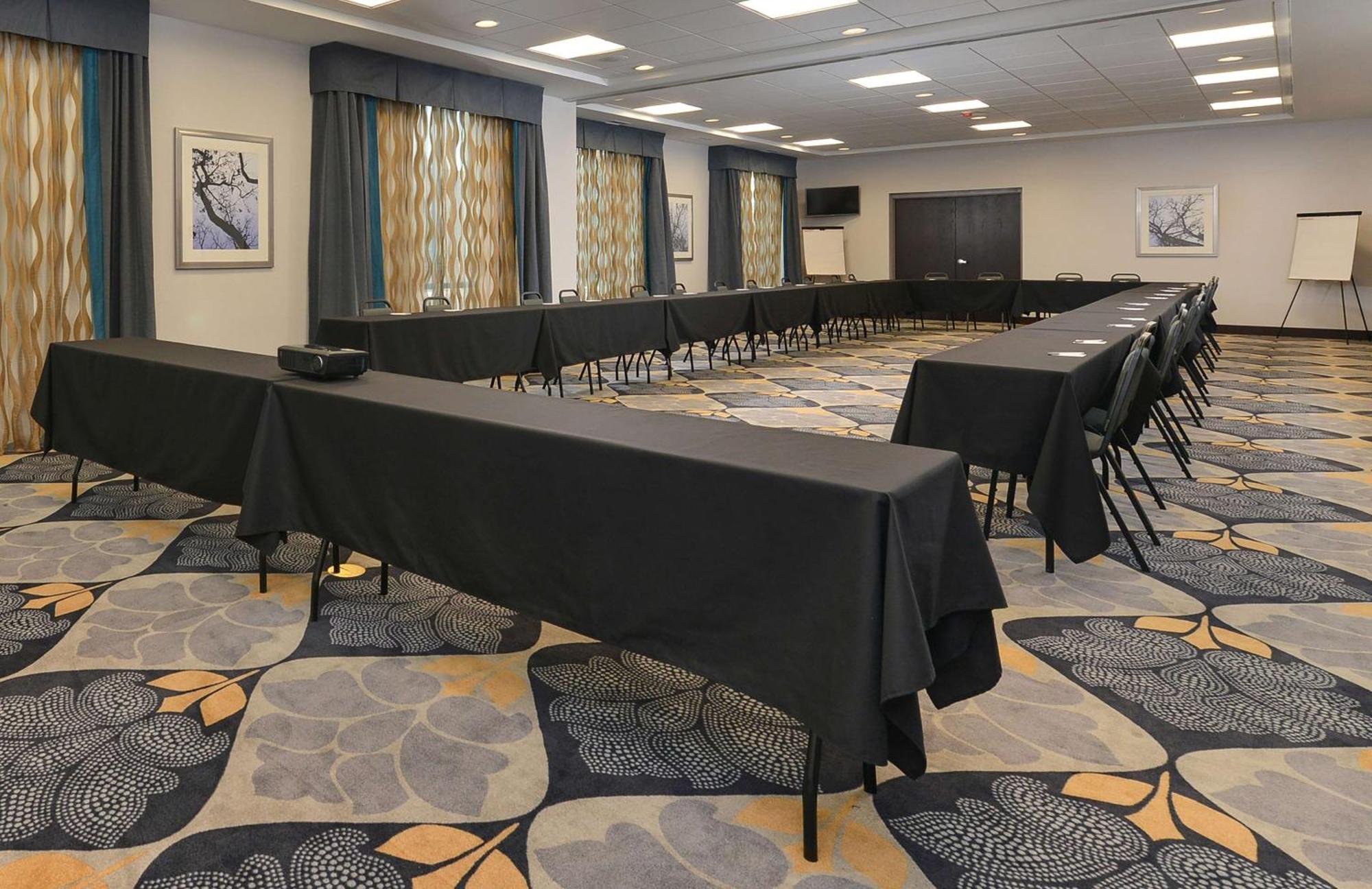 Hampton Inn & Suites Des Moines Downtown Bagian luar foto