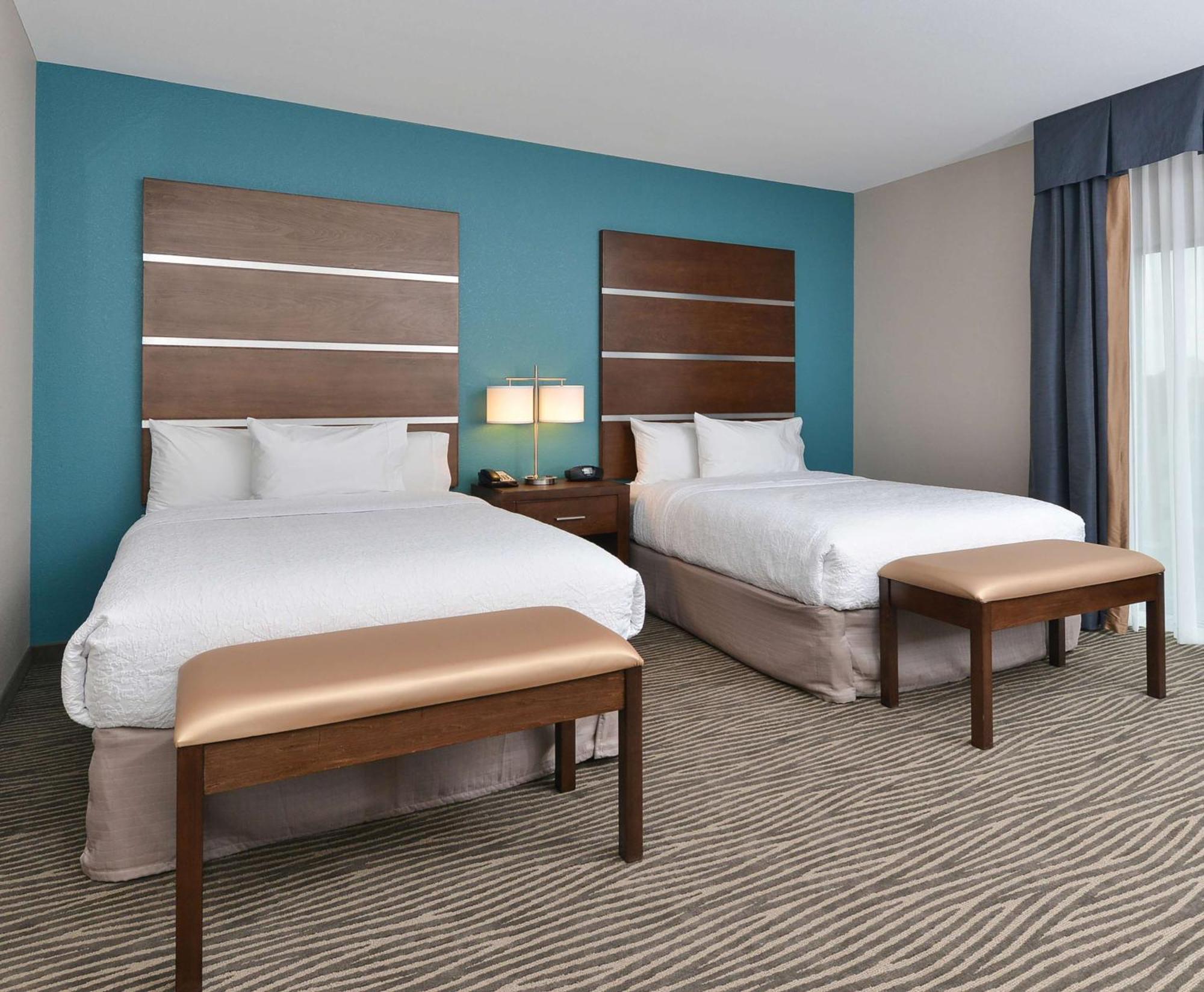 Hampton Inn & Suites Des Moines Downtown Bagian luar foto